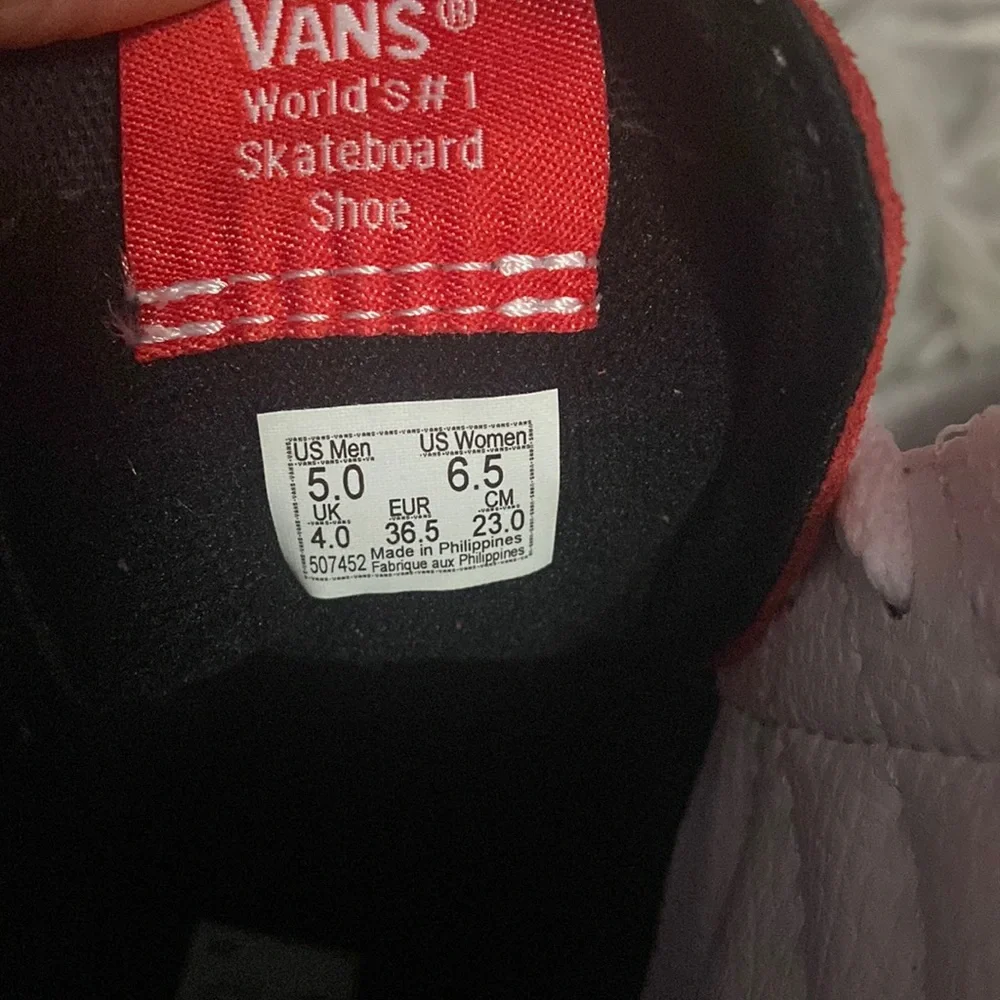 Vans - Picture 5 of 5